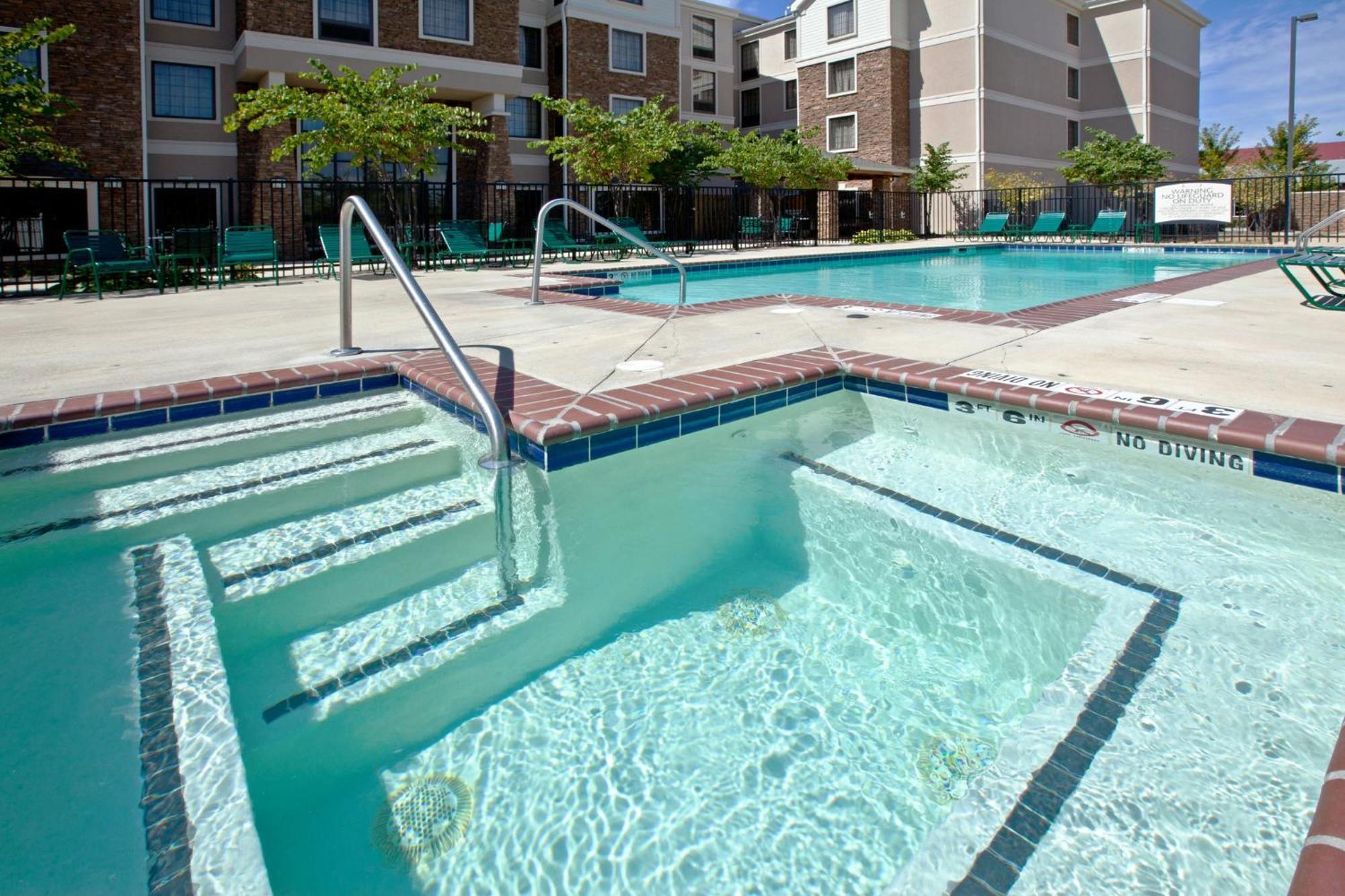 Staybridge Suites Indianapolis-Airport By Ihg Plainfield Exterior photo