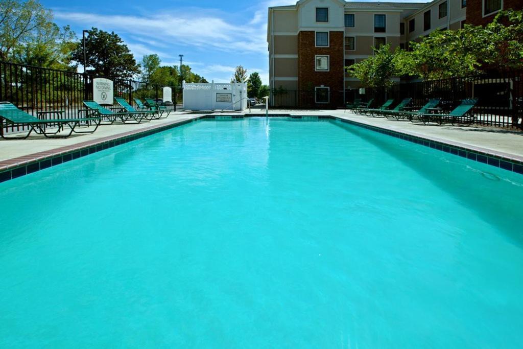 Staybridge Suites Indianapolis-Airport By Ihg Plainfield Exterior photo